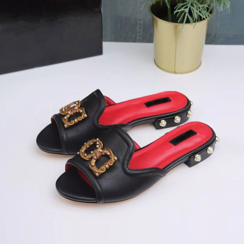 Summer Fashion Women Sandals Designer Comfortable Retro Herringbone Slippers Outdoor Casual Sweet Beaded Flat Shoes