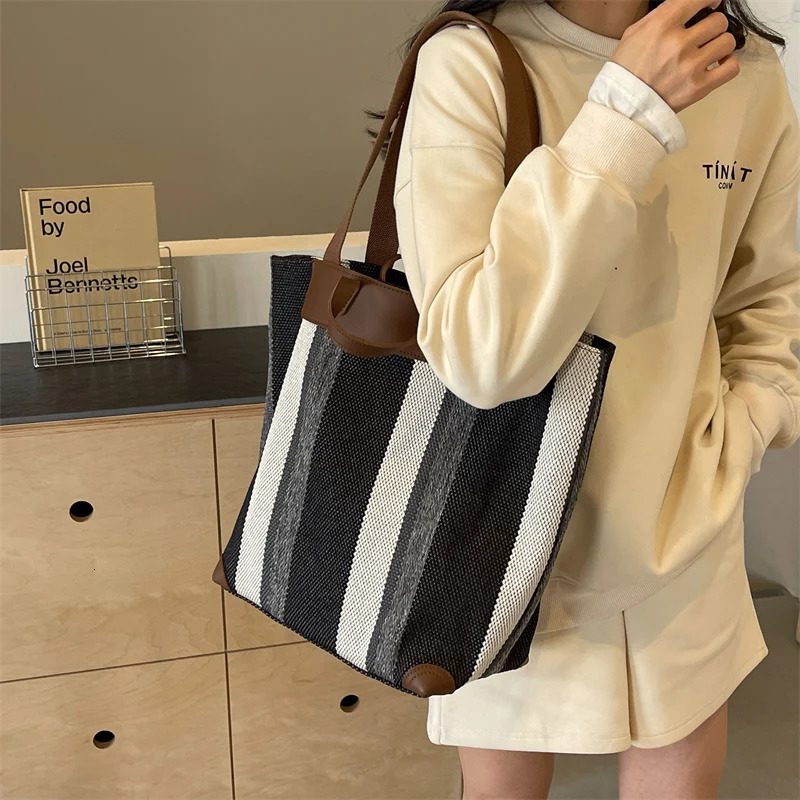 Striped Shoulder Bucket Bags For Women Canvas Fabric Large Capacity Shopping Contrast Color Commute Shopper Handbags 241111