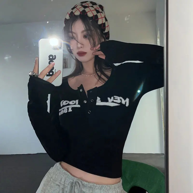 Retro letter printed elastic T-shirt for womens sexy slim crop top ribbed long sleeved O-neck top Korean Y2k aesthetic street T-shirt 241112