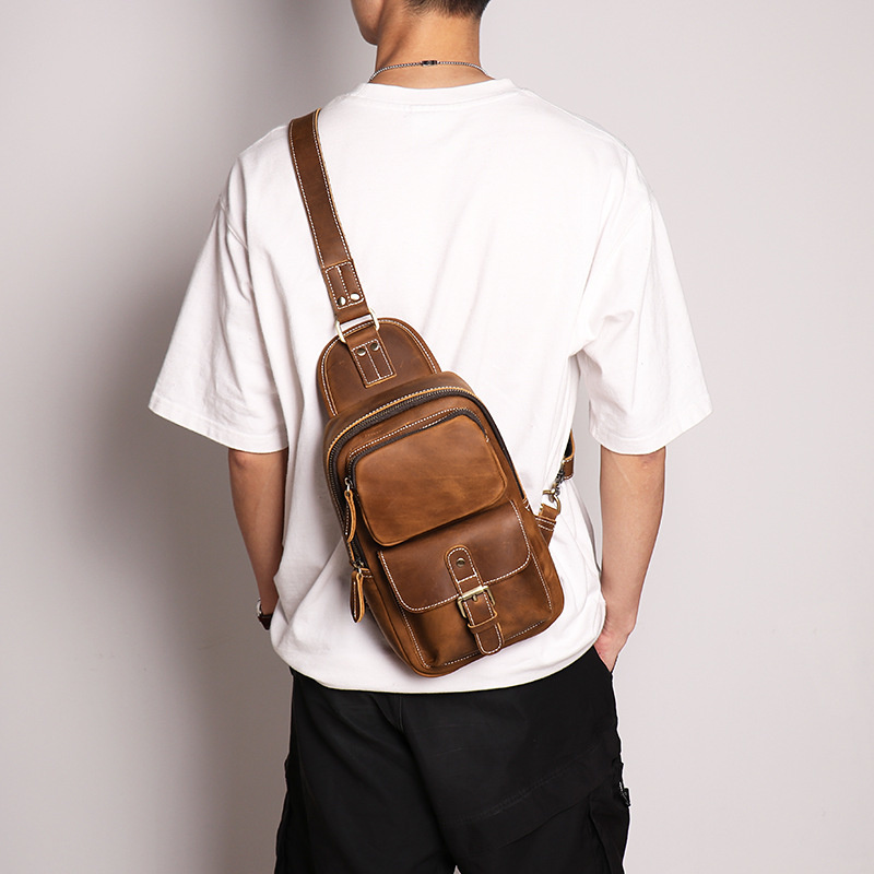 Men's Chest Bag Designer New Vintage Shoulder Crazy Horse Leather Outdoor Crossbody Sling s Travel Day Pack e40ae