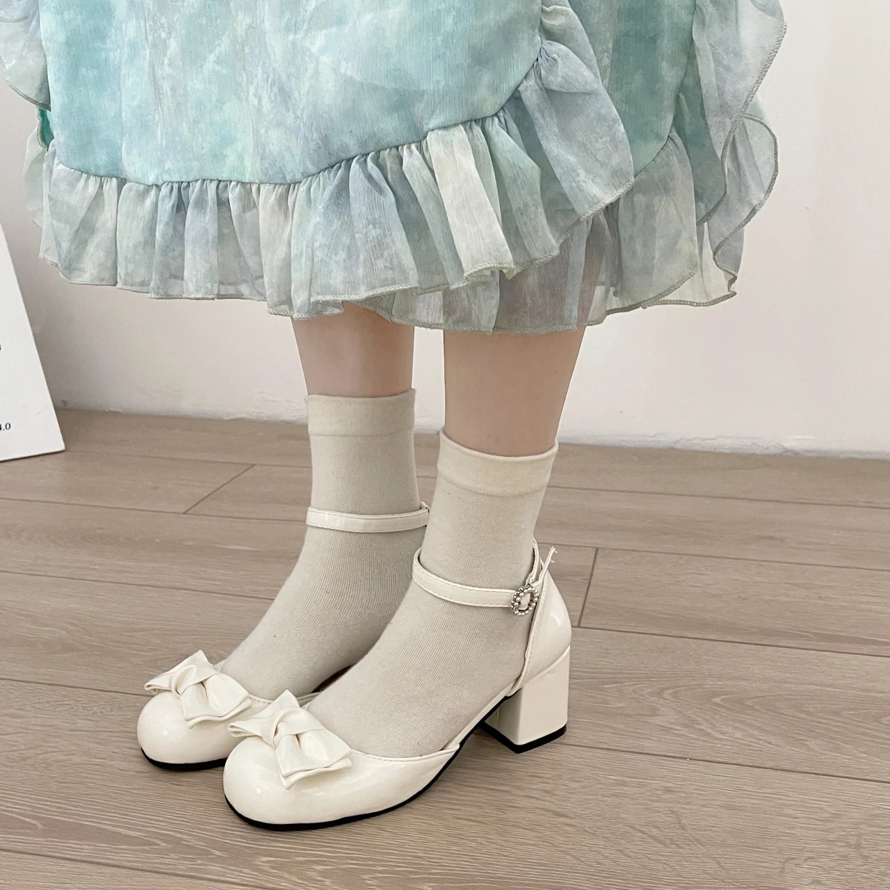 Spring Autumn Womens White Mary Jane Shoes Fashion Shallow Round Toe Mid Heel Shoes Ladies Elegant Outdoor Single Pumps Shoes 241112