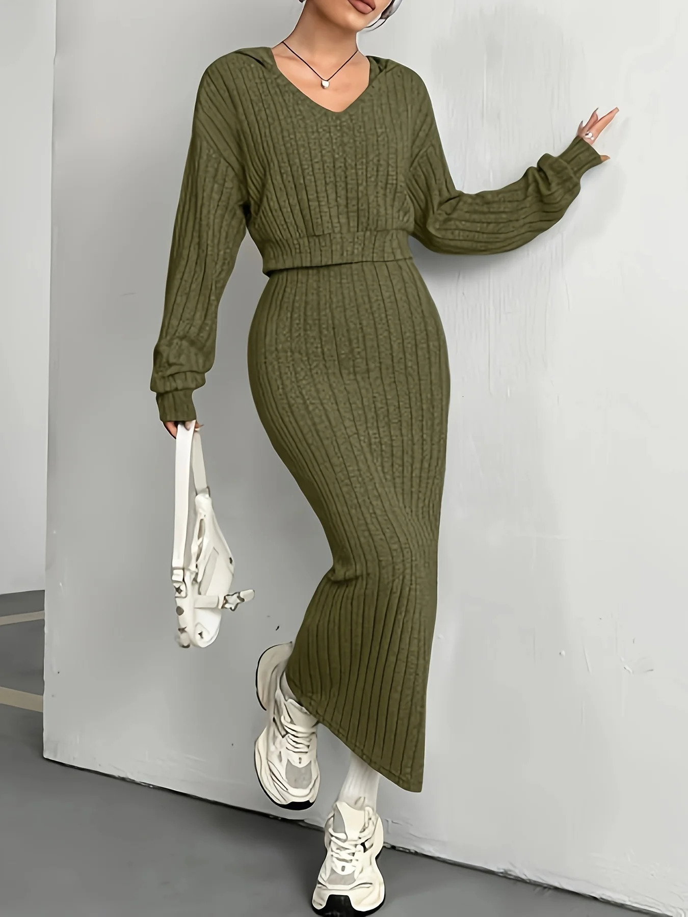 Polyester belt tight fitting suit suitable for womens tops and dresses wrapped around the hips suitable for autumn and winter daily style 241112