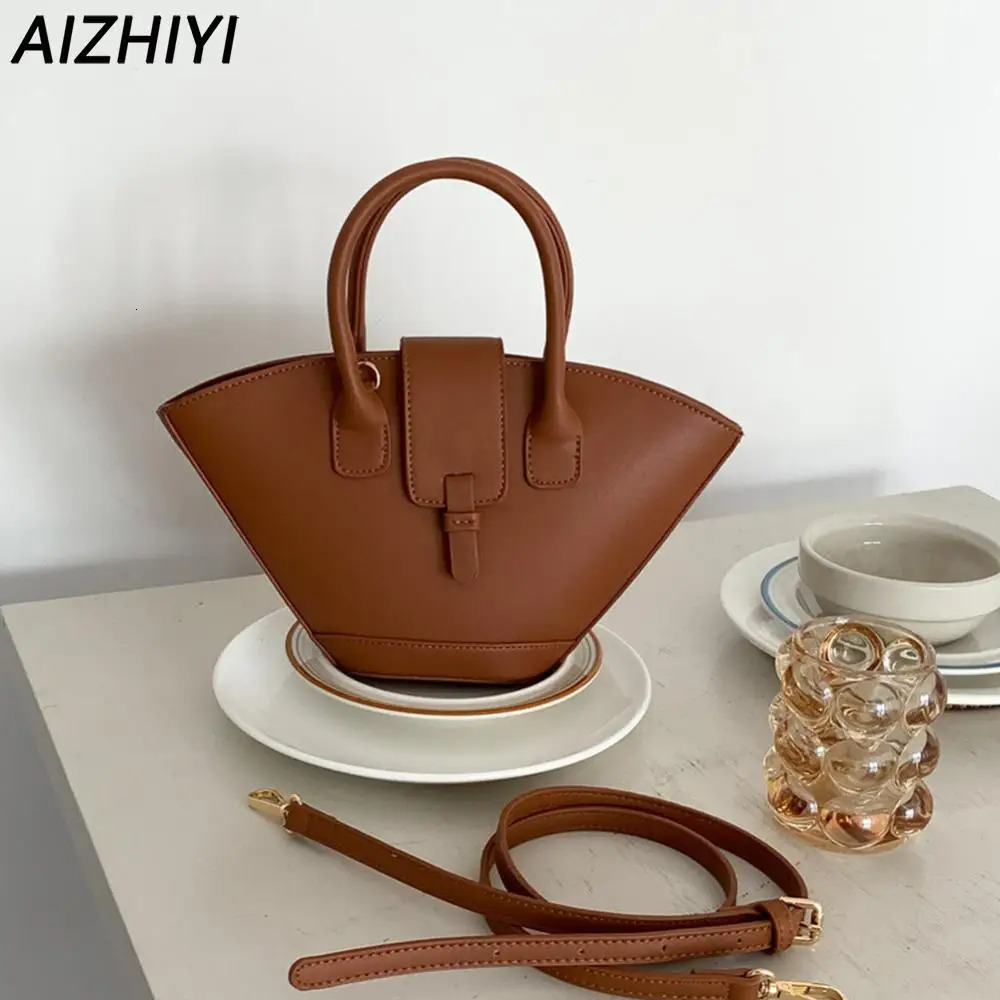 Trapezoid Bucket Bag for Women er Shoulder Bags PU Leather Female Fashion Handbag Purses Trendy Crossbody Bag 241111