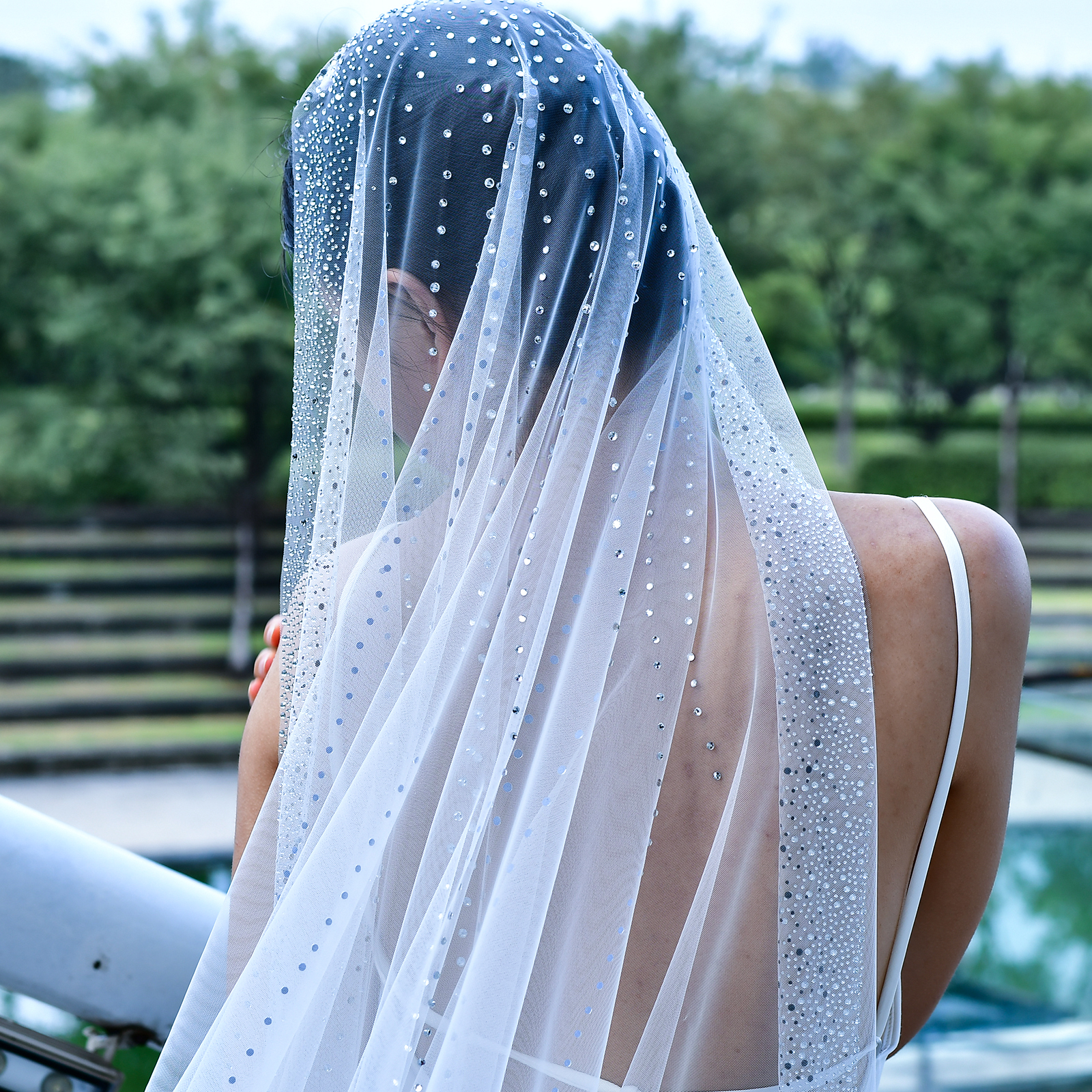 MZA86 Long Wedding Veil Rhinestone Sparking Bridal Veils 1 Tiers Crystals Beaded Wedding Accessories Diamond Bride Starry-eyed