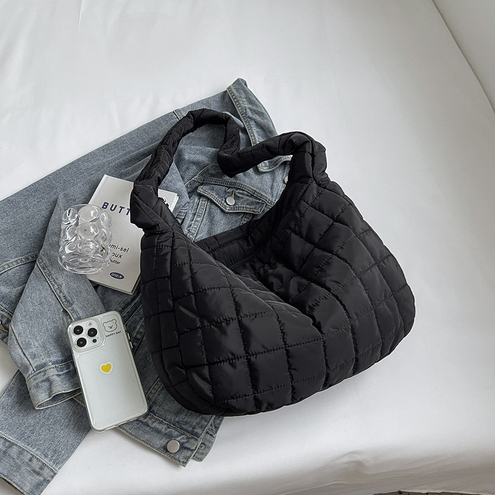 Quilted Lattice Pattern Shoulder Bag Autumn Winter New Cloud Pleated Big Bag Woman Leisure Large Capacity Dumpling Messenger Bag