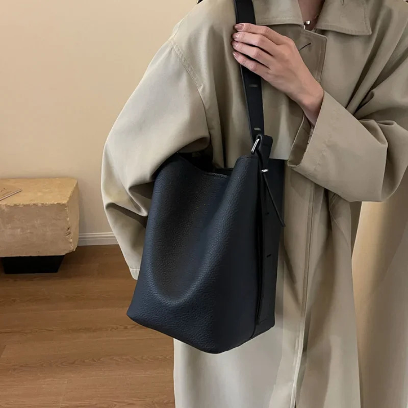 2pcsset Retro Small Solid Color Leather Shoulder Bags for Women ner Korean Fashion Female Handbags Underarm Bag Purse 241111