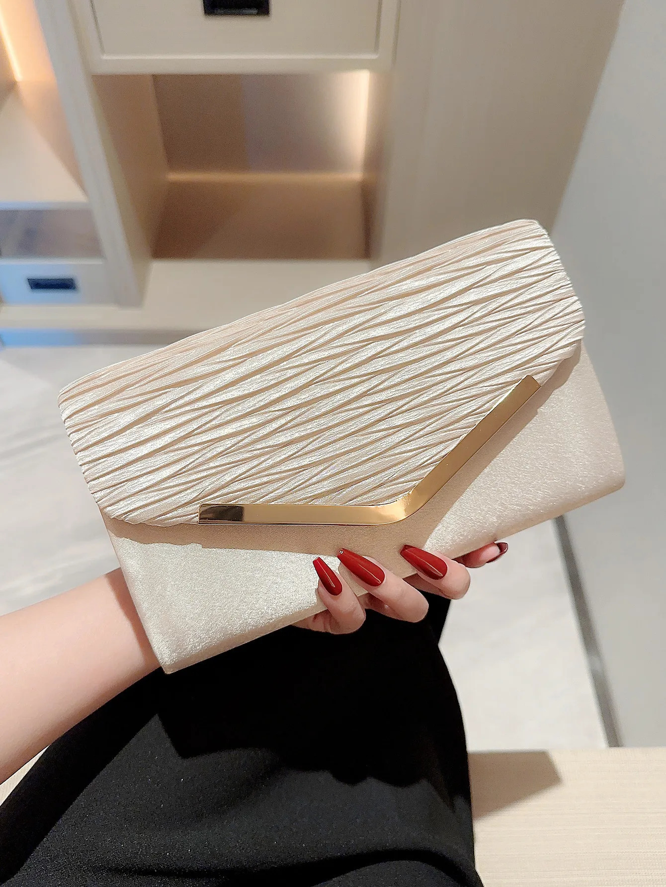 Quality handbag small Dinner Bag Diamond Wedding Square Chain Shoulder Fashion Handbag Shiny Evening Clutch Bags 241112