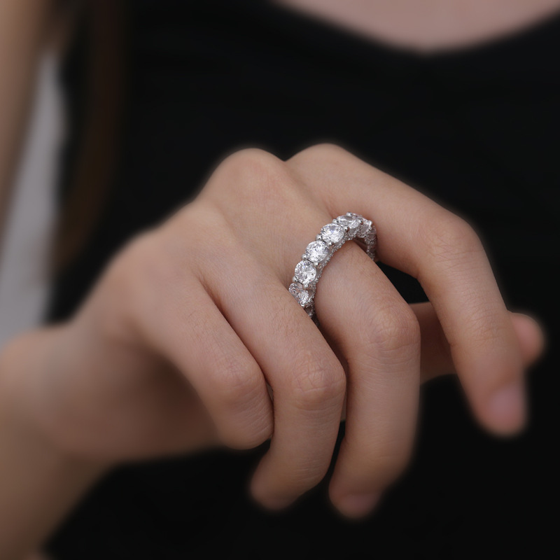 Rulalei Brand Top Sell Sparkling Wedding Rings Elegant Luxury Genuine 100% 925 Sterling Silver Round Cut White Moissanite Diamond Eternity Women Band 
