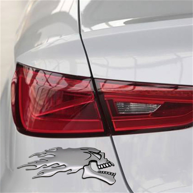 2Pcs/Pair 3D Chrome Ghost Skull Head Motorcycle Truck Helmet Tank Pad Stickers Flame skulls Decals For Haley Honda Yamaha