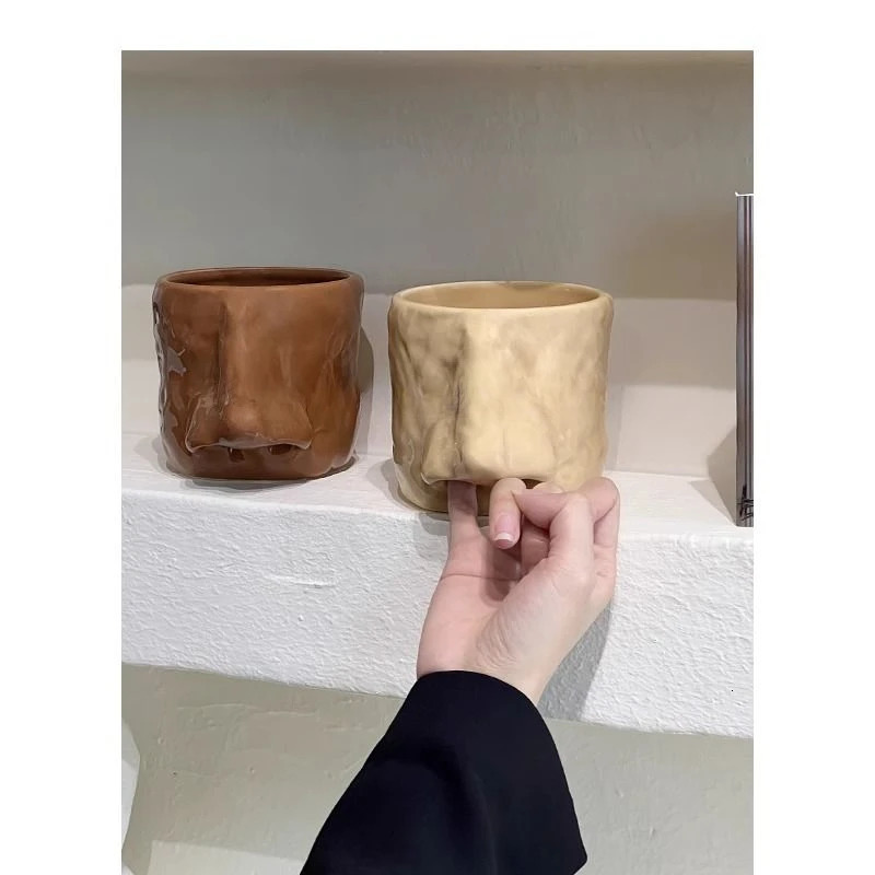 Mugs Coffee Cup Creative Personality Fun Nose Picking Ceramic Cup Home Decoration Teasing Friends Birthday Gifts Wedding Gifts 241108 CL250214