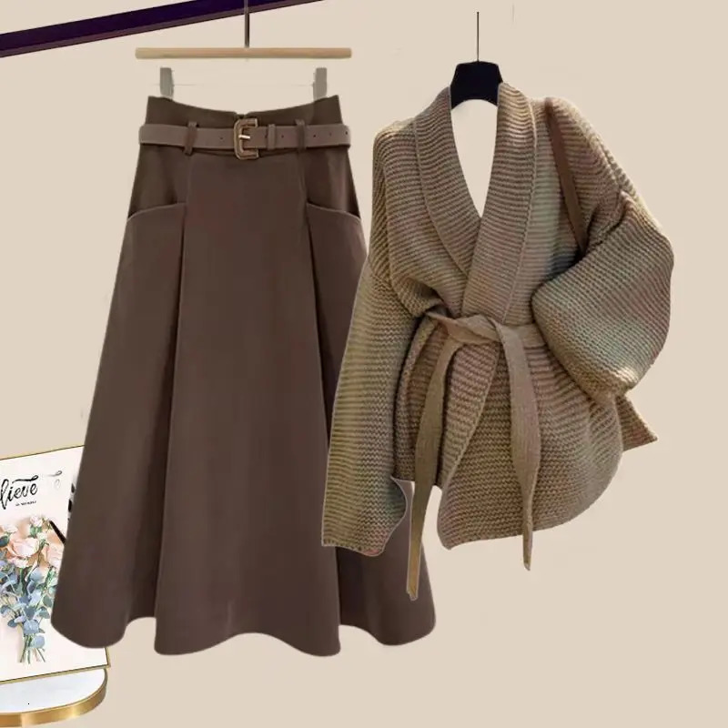 Autumn and Winter Set Womens Fashion Age Stress Relief Waist Clip Open Woolen Sweater Medium Long Two Piece Set 241112