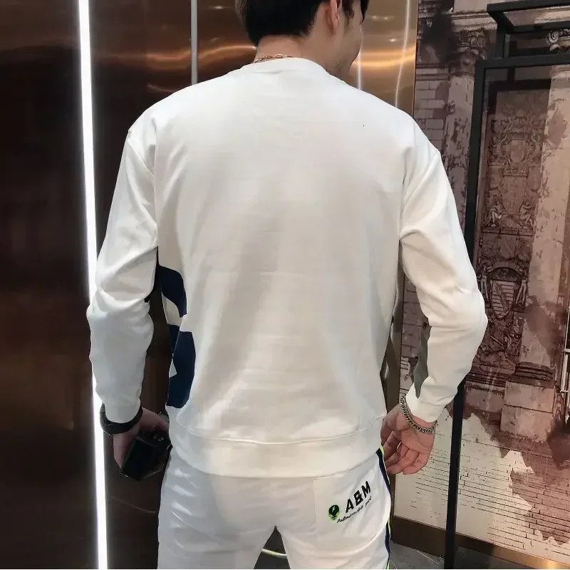 Printed white sports shirt long sleeved mens zipper Y2k single piece Xxl sales high quotation mens T-shirt 241112