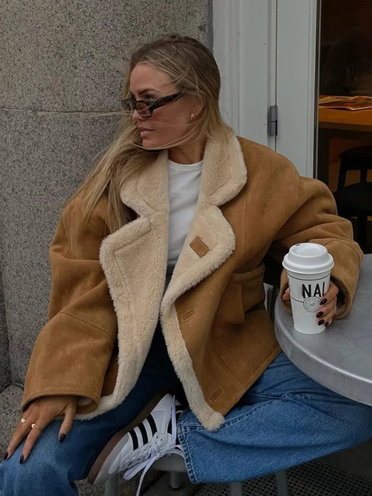 Retro artificial leather warm jacket with thick and fluffy splicing large collar jacket for women long sleeved jacket for women winter womens street j