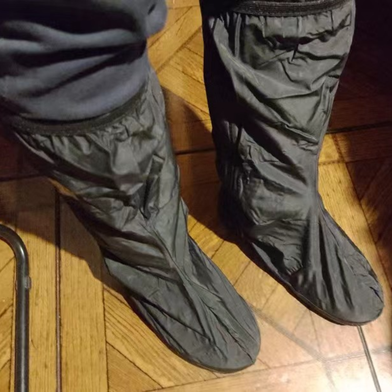 Motorcycle boots, shoe covers, waterproof, non-slip, anti-fouling, anti-sand and dirt, high-tube motorcycle accessories 81752