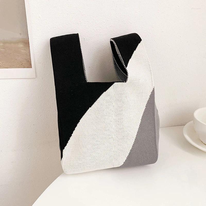 Totes Black White Knit Handbag Handmade Reusable Shopping Bags Women Girls Casual Knot Wrist Outdoor Storage zhanyishengli