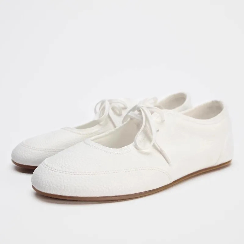 2024 er Womens Ballet Apartment Soft Leather Fashion Shallow Round Toes Autumn Daily Womens Shoes Lace Casual Shoes 241111