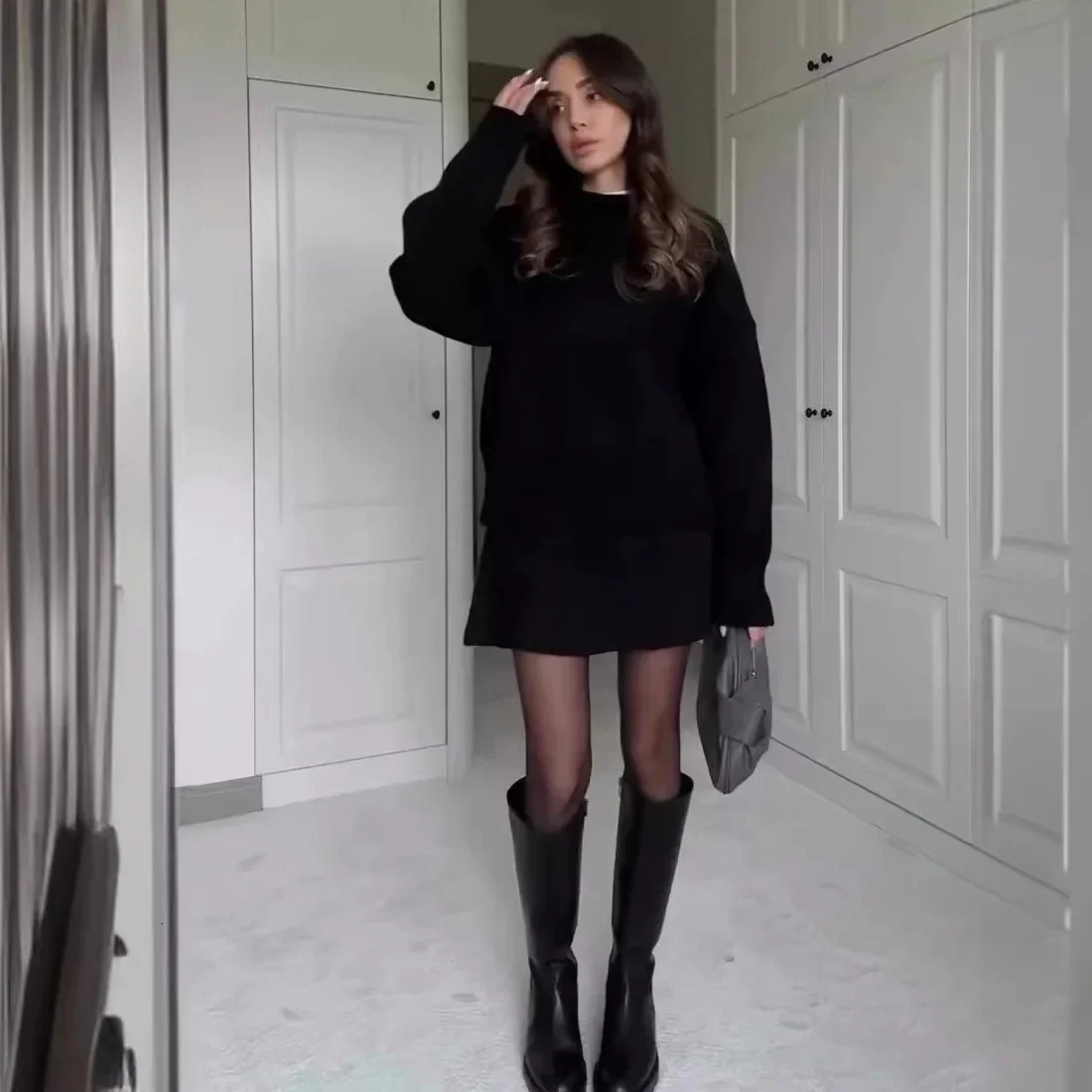 Womens autumn and winter fashion casual 2-piece solid color knitted sweater and mini skirt in ivy style 241112