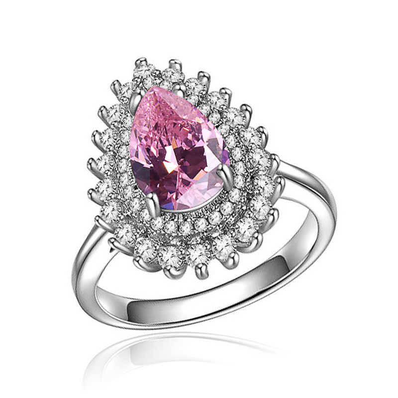 Classic Teardrop Shape Crystal Ring Women 925 Sterling Silver Diamond Ring Designer Party Dress Solitaire Ring Luxury Wedding Jewelry