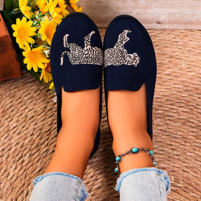 Womens Fashion Flat Shoes Autumn Round Head Deep Mouth Mesh Cloth Breathable Embroidered Soft Sole Non slip Cloth Shoes 241111