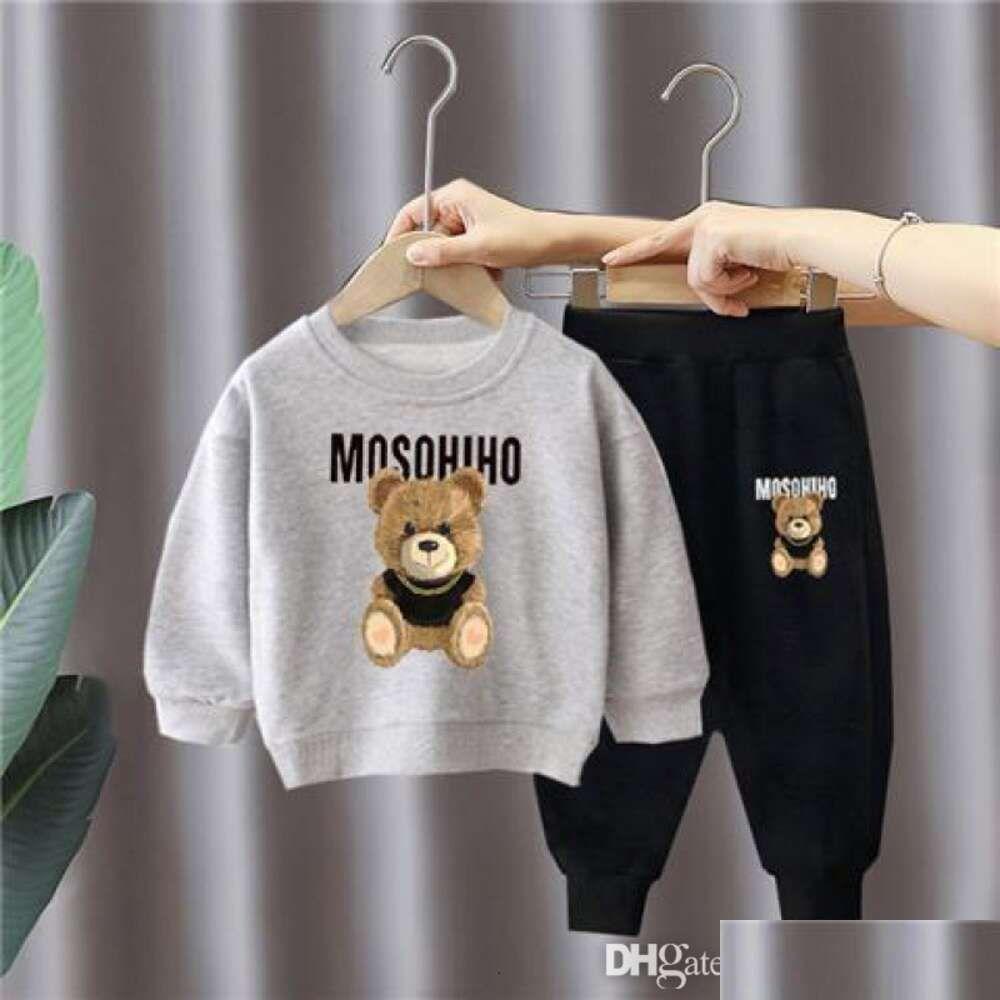 Clothing Sets Baby Boys Girls Clothes Tracksuit Spring Fall Vacation Kids Designer Cartoon Long Sleeve T Shirt Pants Two Piece Set O Dhz14
