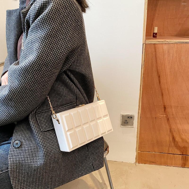 2025 NEW Bag Winter Korean Version Of The Fashion Shoulder Slung Women's Chocolate A Generation Hair zhanyishengli
