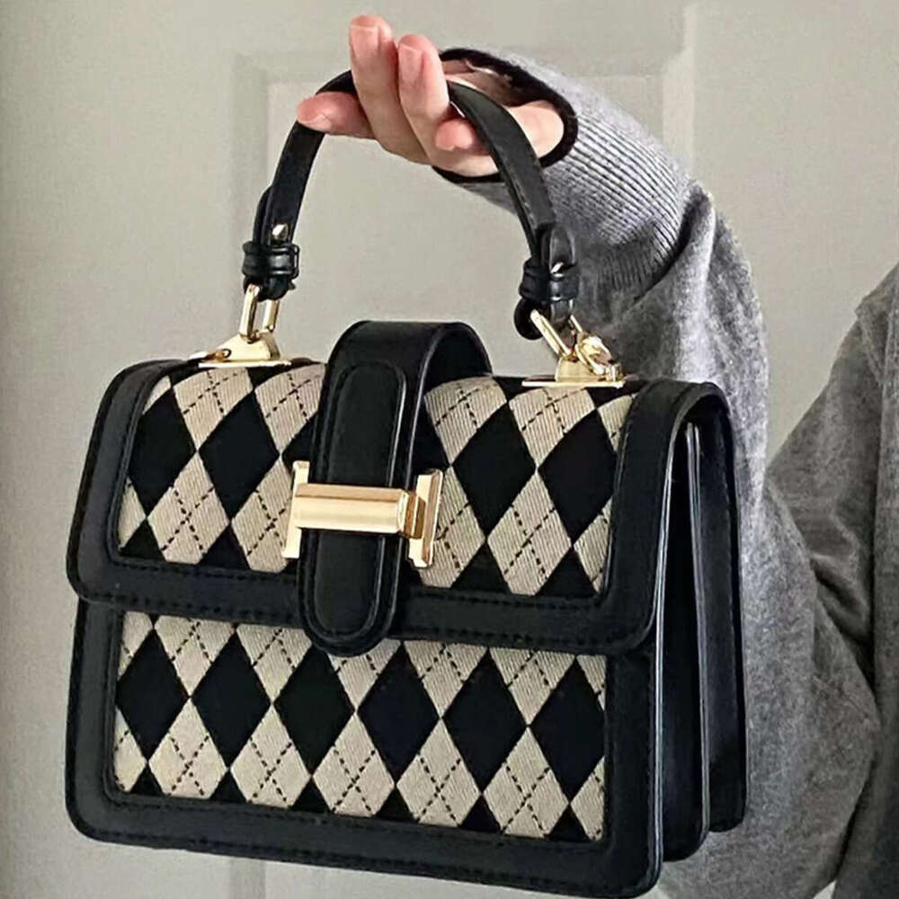 Hand checkered small square 2024 summer new chain plaid single shoulder crossbody bag woman
