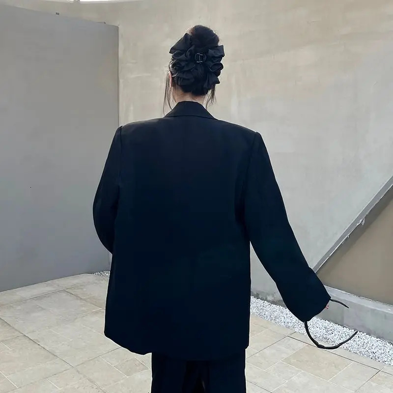 Metal chain heavy industry Suit Jacket for Womens Spring Autumn style Loose Silhouette Shoulder pad patchwork Sequin Blazer 241112