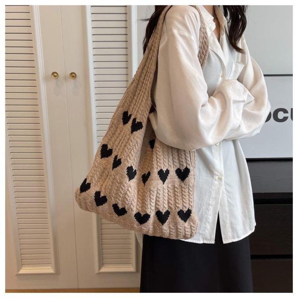Designer Knitted Handbags Women Large Capacity Hollow Woven Shopping Bags Heart Print Casual Lightweight Single Shoulder Bags