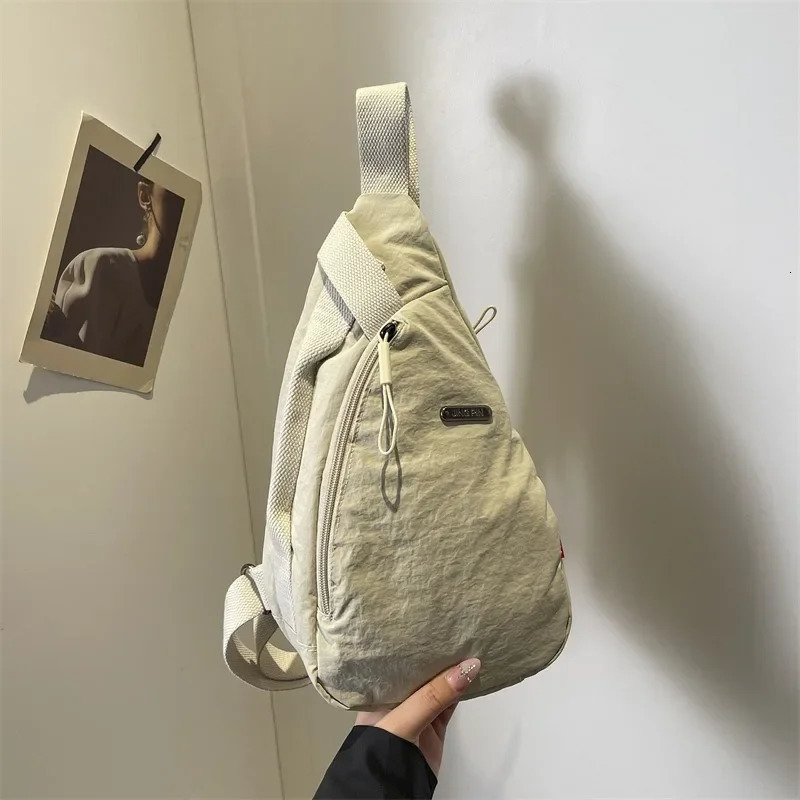 Breast bag Korean canvas Japanese mens shoulder messenger bag handbag wallet 241111