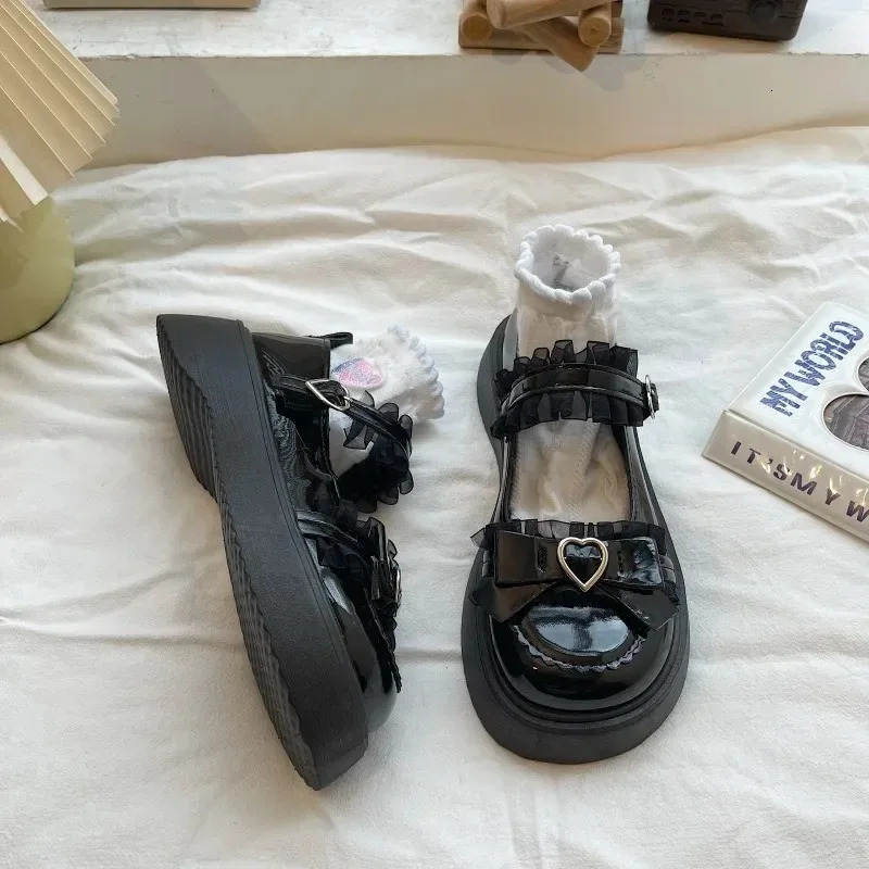 Solid Square Heel Mary Janes Round Toe High Quality Shoes Female Buckle Strap Metal Decoration Mid Heel Pumps 241112