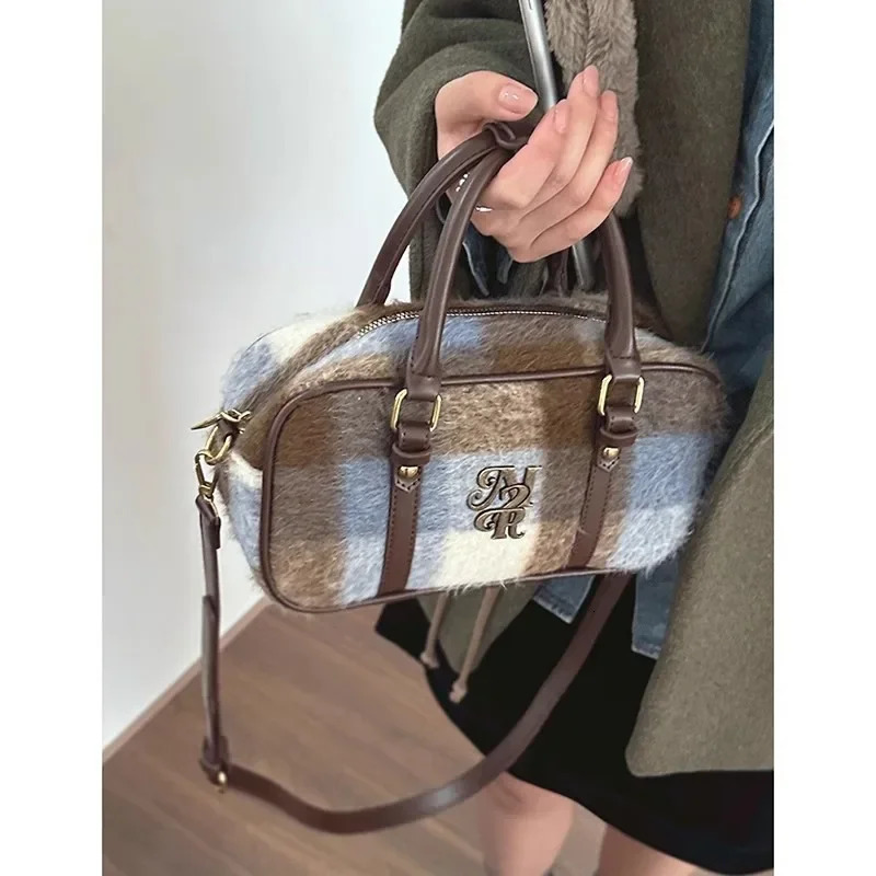 MBTI Vintage Plaid Womens Handbag College Style Fashion Bowling Shoulder Bag Aesthetic Original Female Pillow Crossbody 241111