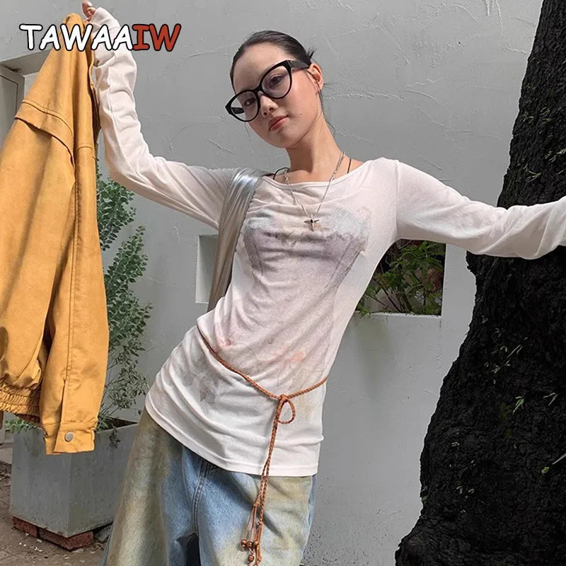 Tawaaiw Fairycore Graphic T-shirt long sleeved Korean fashion 2000s clothing Y2k autumn top fashionable womens T-shirt 241112