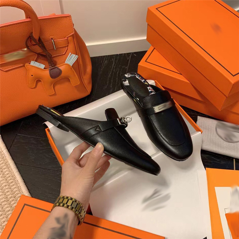 Women's Luxury Slippers Flat Half Slippers Daily Outfit Metal Lock Buckle Shoes