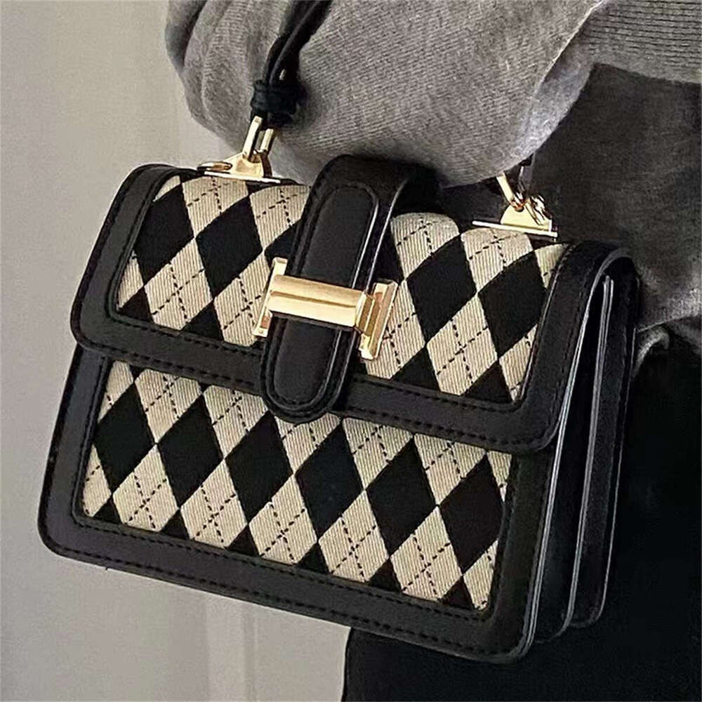 Hand checkered small square 2024 summer new chain plaid single shoulder crossbody bag woman