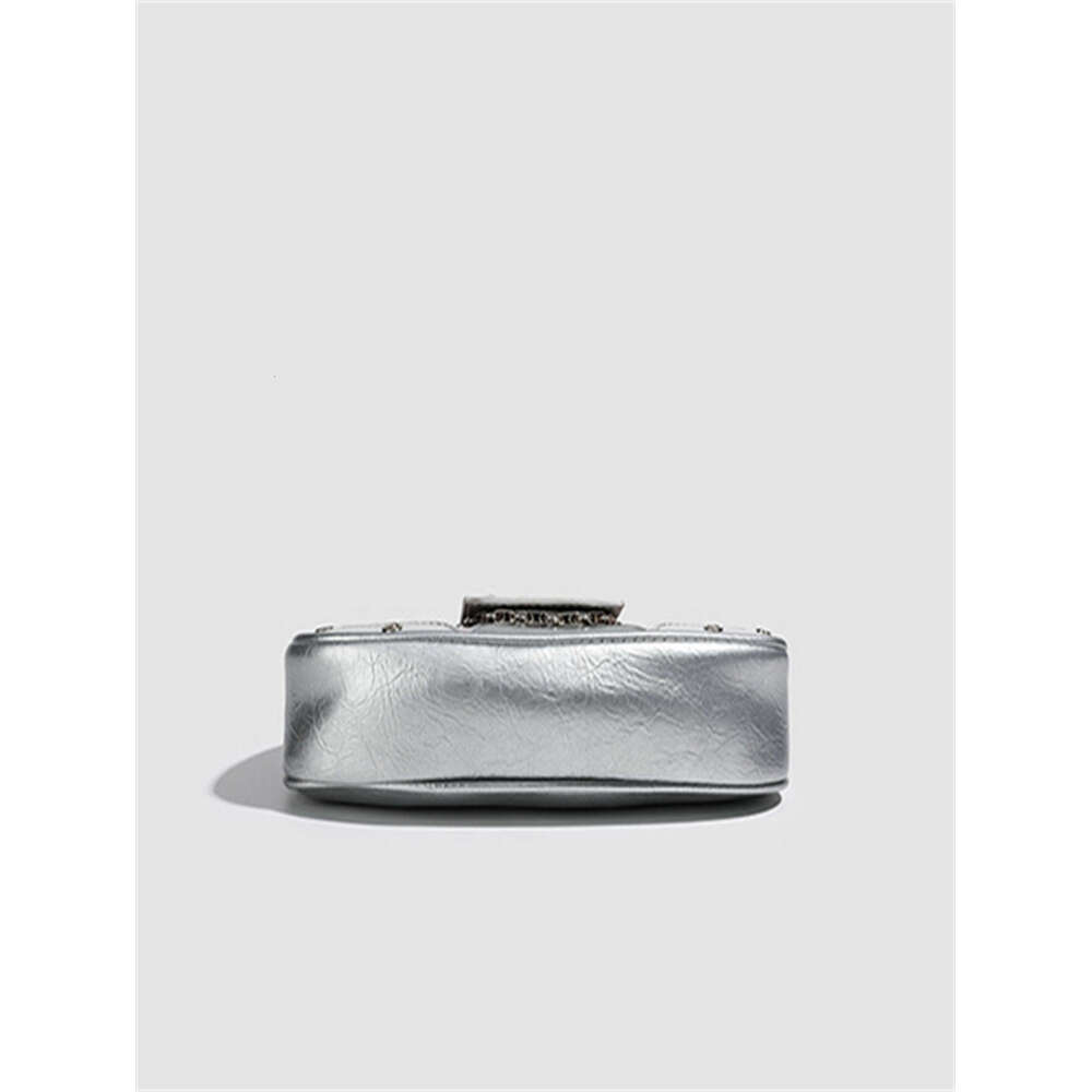 2024 new advanced sense original retro chain underarm all-in-one shoulder crossbody small square bag