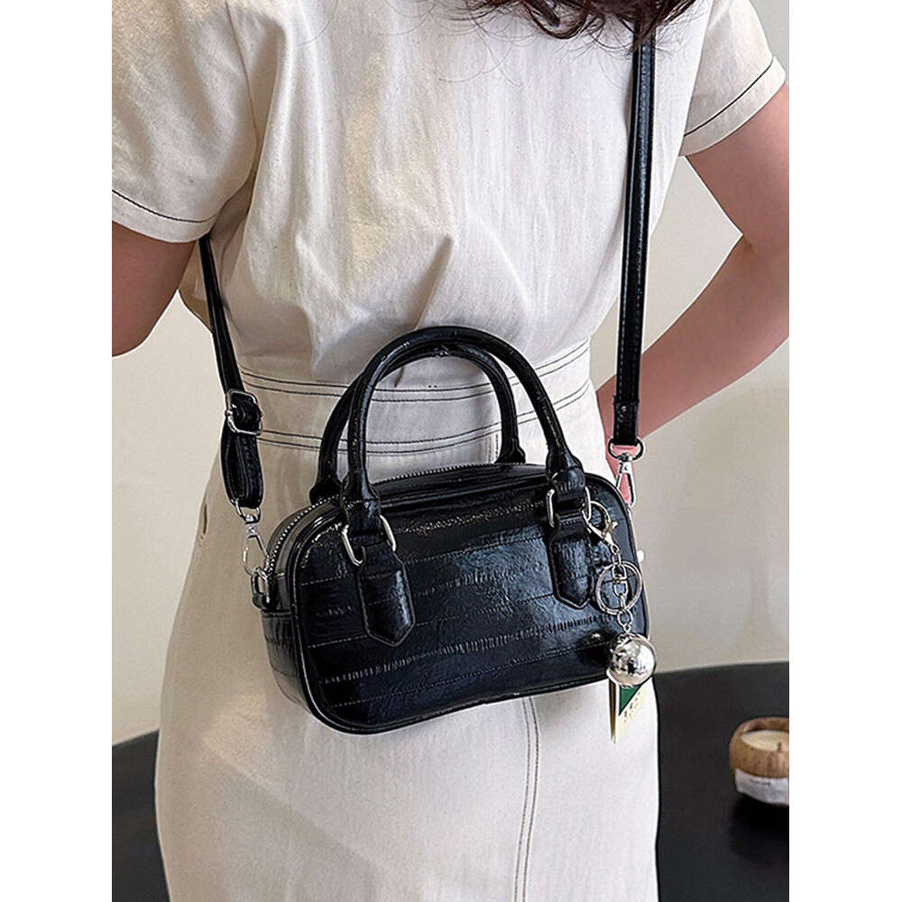 Niche high-grade handbag female Korean ins all-in-one texture fashion trend simple shoulder oblique span bag