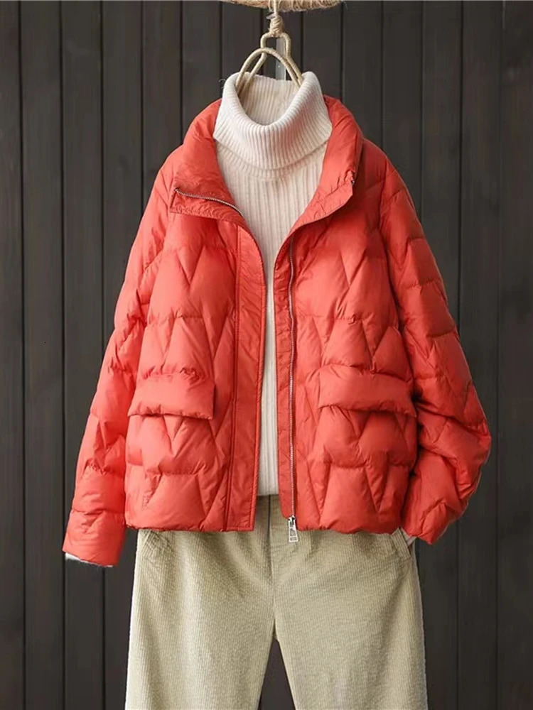 Ultra Light Down Jacket Womens Spring and Autumn Standing Collar Feather Puff Coat 90% White Duck Down Park Solid Color Coat 241112