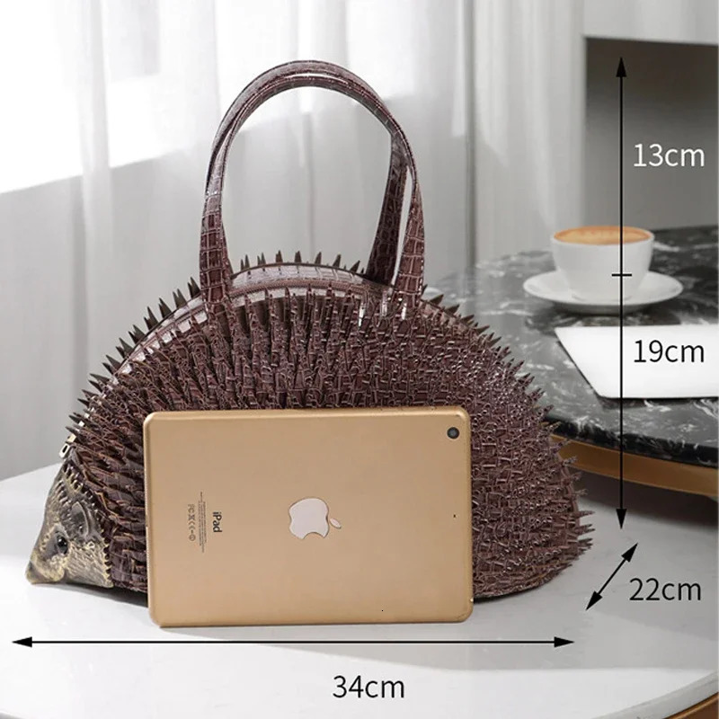 Personalized threedimensional hedgehog bag fashion trend female handbag ners crossbody bags for women 241111