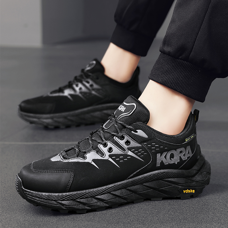NEW hot Men Sports Outdoor Running Premium Shoes Discount Free Delivery Settlement Basketball and Tennis Players