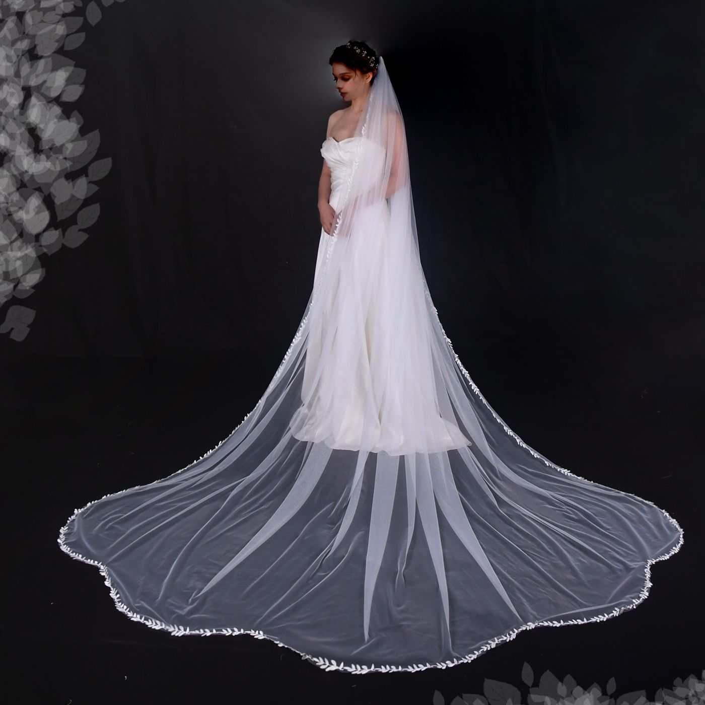 V142 Long Bridal Veils with Comb 1 Tier Wedding Veil Scalloped Edge Lace Trim Cathedral Length Wedding Accessories for Bride