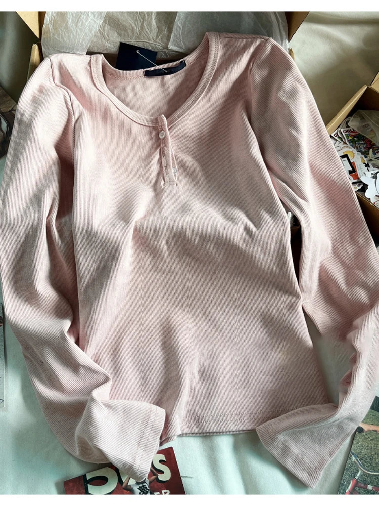 Retro button ribbed long sleeved T-shirt for womens autumn casual round neck pink cotton Y2k top for womens sweet ultra-thin T-shirt 241112