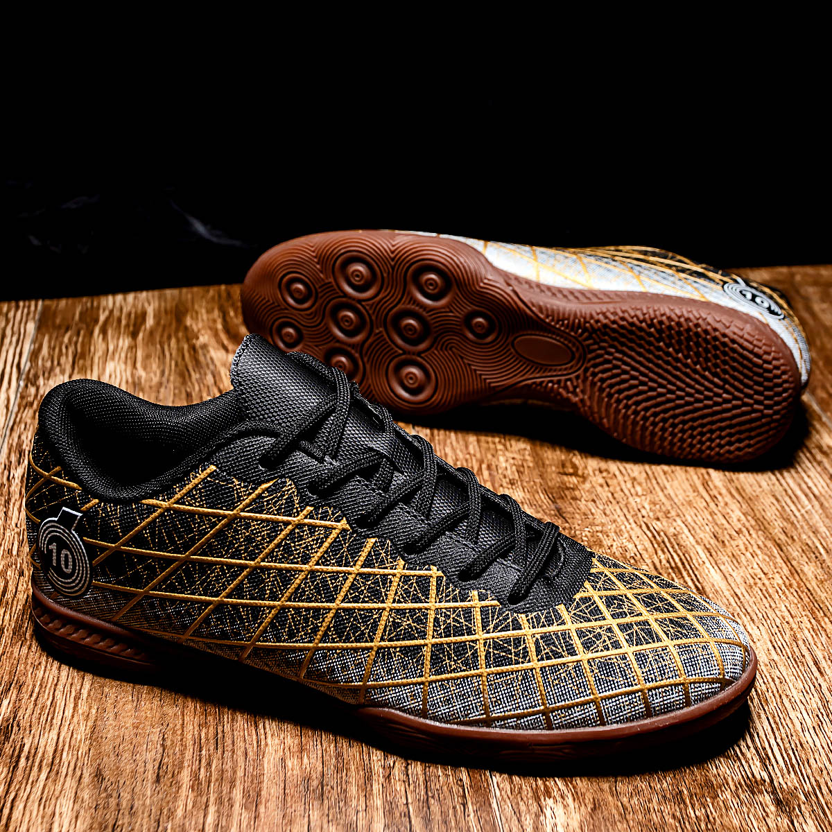 New Men Soccer Shoes Football Boots Futsal Hot-selling High-quality Training Shoes Comfortable Waterproof Match Futsal Indoor