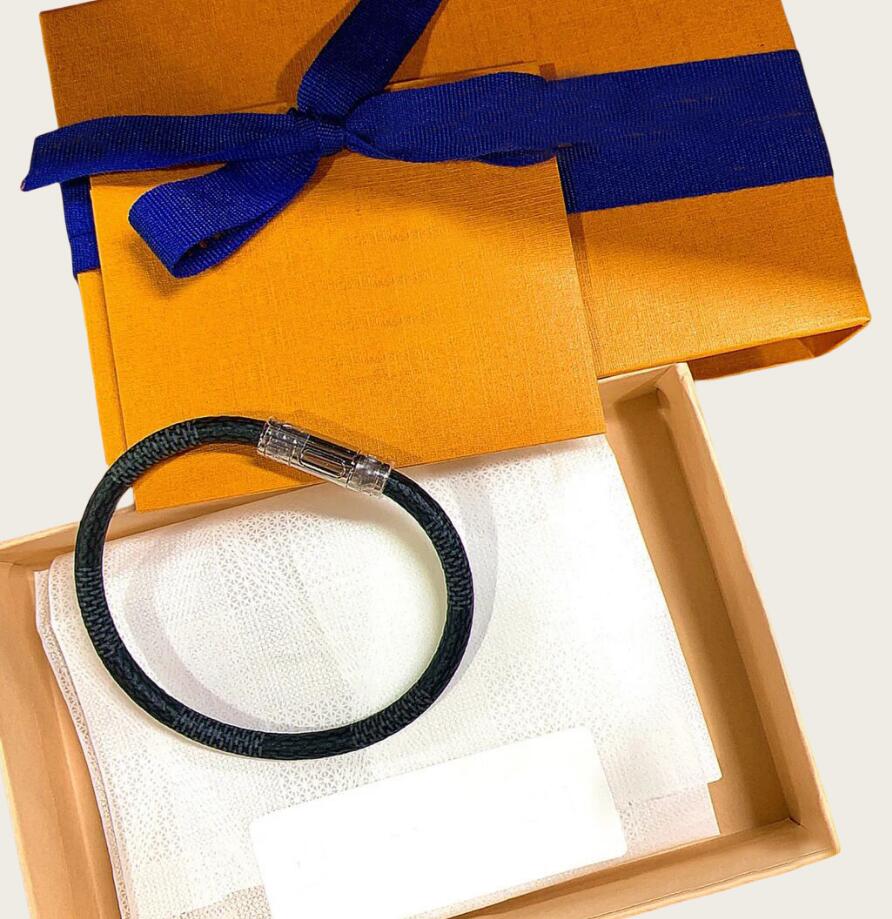 Luxury bijoux bracelet femme plaqué or bracelet designer accessoire mode motif lettre classique bracelet homme tendance populaire om024