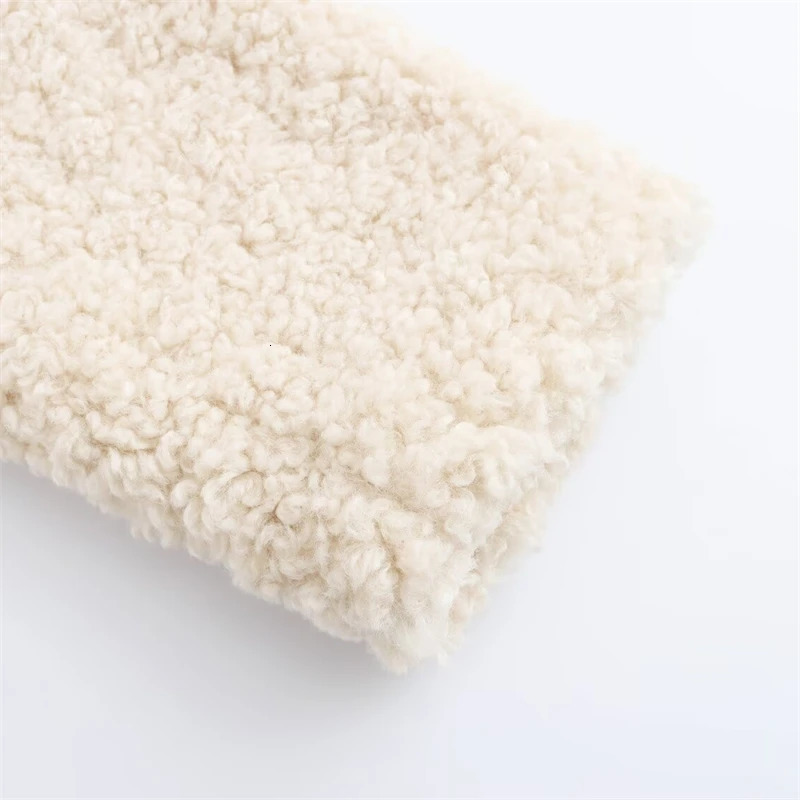 KEYANKETIAN Winter Womens Artificial Fur Teddy Bear Coat Street Style Covered Button Thick Warm Oversized Jacket 241112