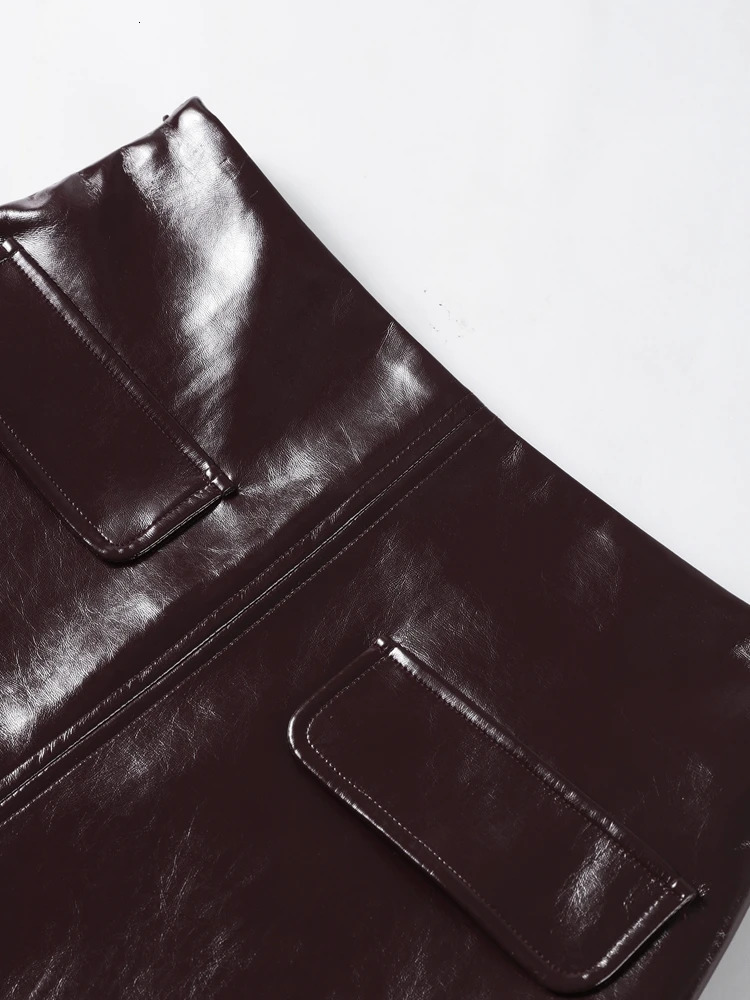 Fashionable womens leather jacket skiing suit elegant O-neck single chest womens coat high waist mini skiing motorcycle womens set 241112