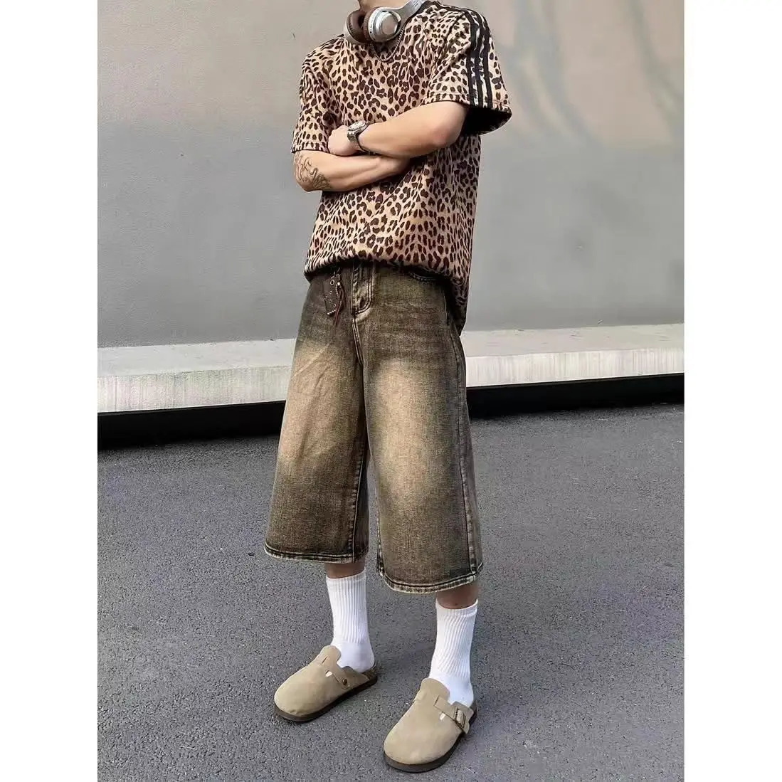 American retro cropped men wide leg jeans Y2k Gothic washed loose straight casual couple shorts sweatpants 241112