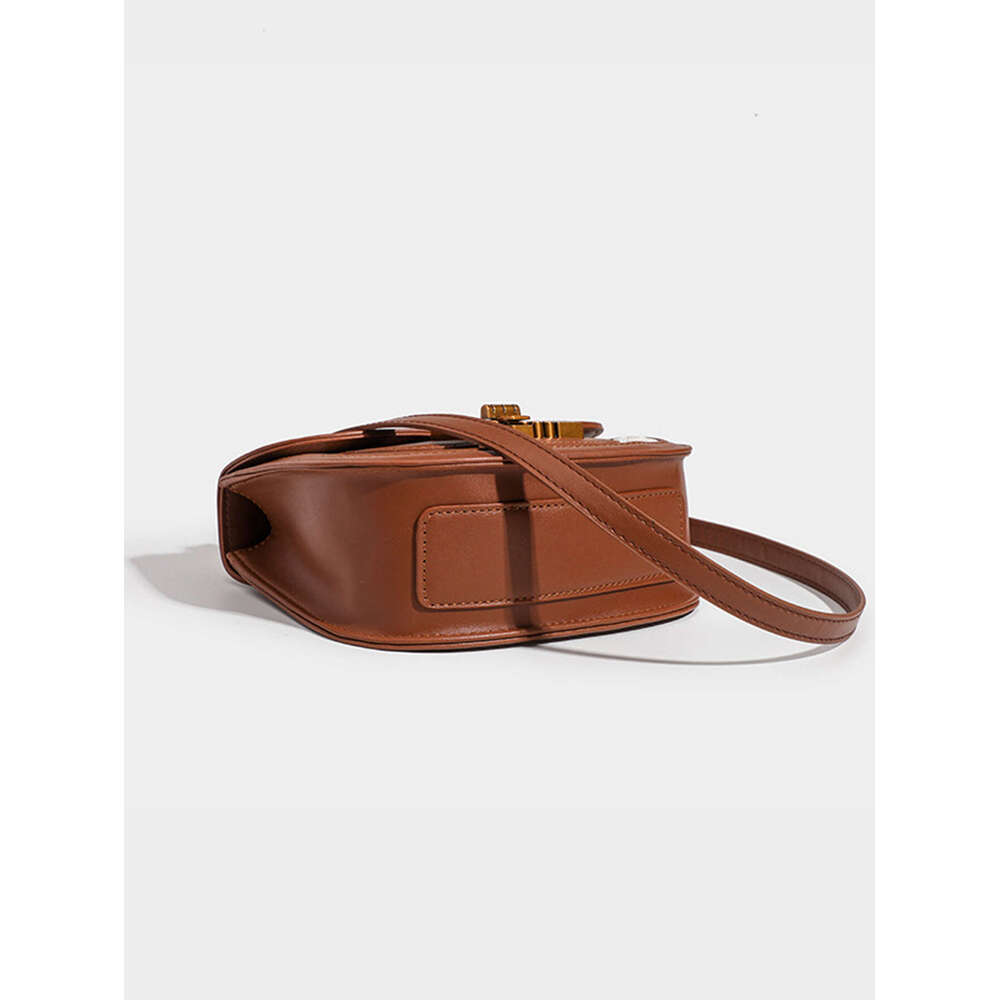 2024 new Vintage print elegant temperament shoulder bag senior sense fashion all saddle handbag