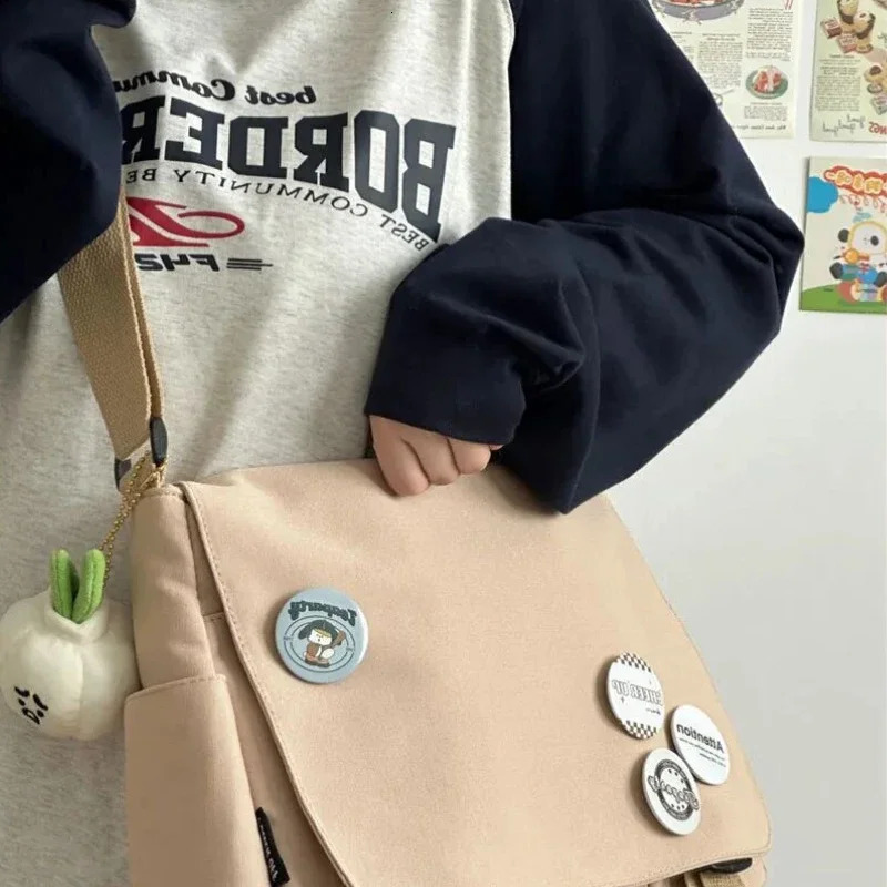 Japanese Casual Nylon Bag Women Simple Messenger Collage Student School Book Bags Big Crossbody For Bolso Mujer 241111