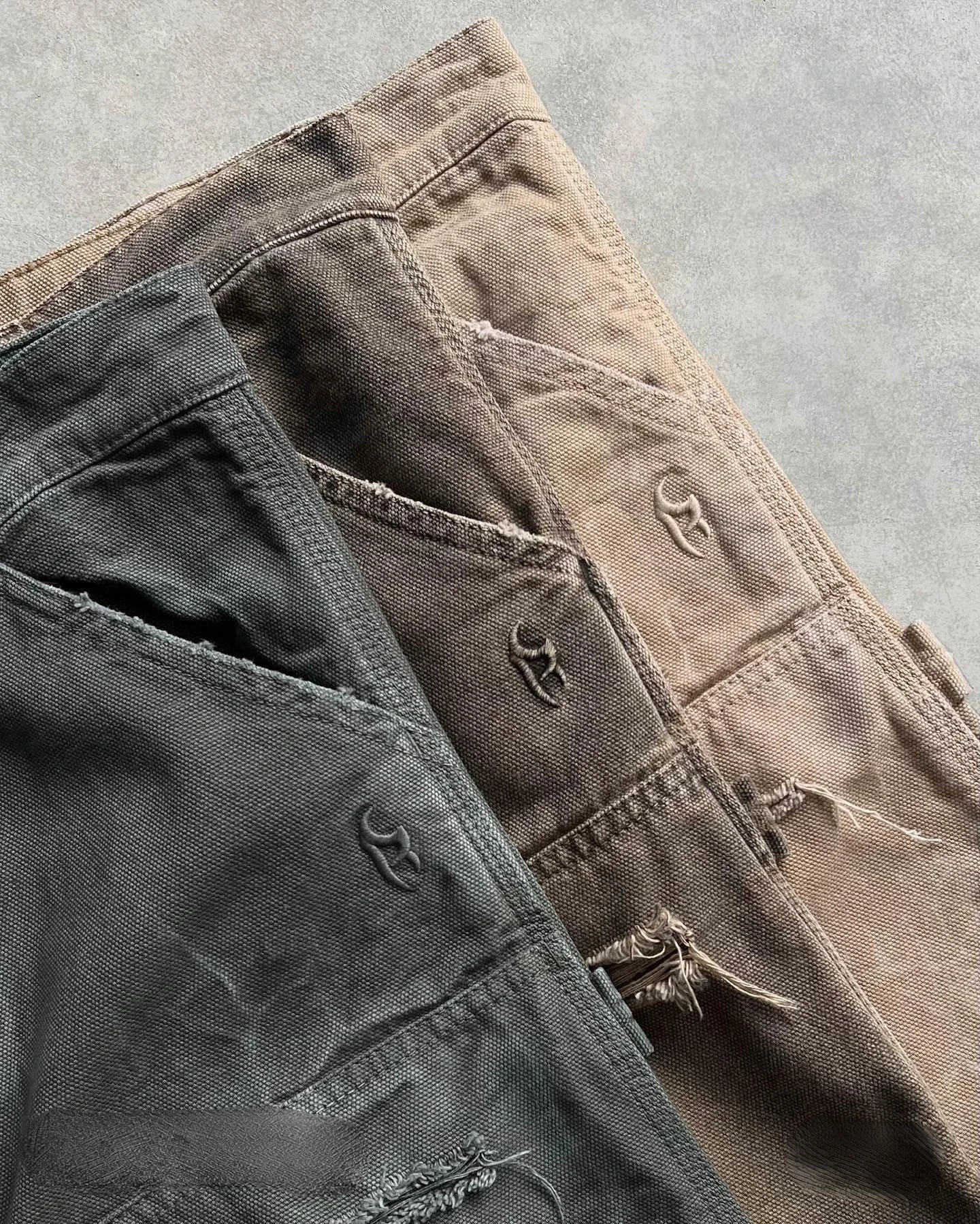 Reaven Retro Hip Hop Ripped Hole Shorts Men Wash Baggy Denim Work Shorts Fashion Cargo Pants Embroidery Jorts Shorts Streetwear 241112