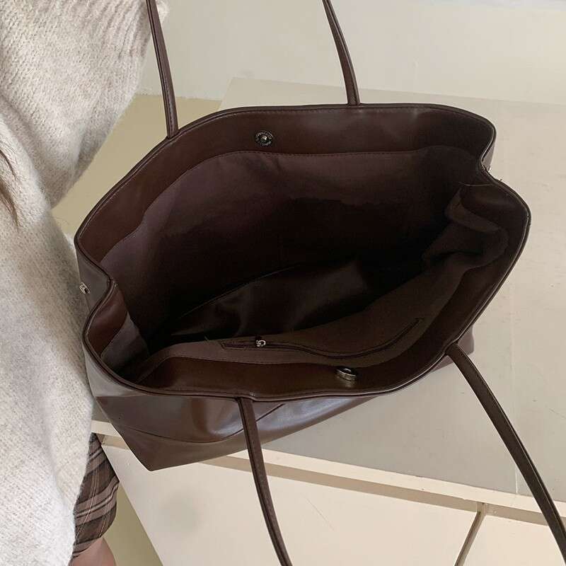 Korean Version Autumn Winter New Item Simple Soft Leather Texture Large Capacity Commuting Casual Women's Shoulder And Armpit Tote Bag